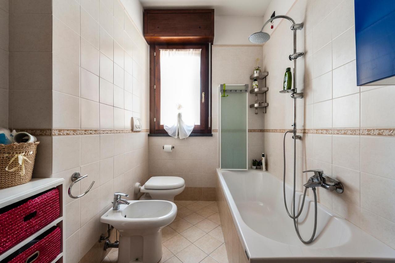 Hostly - Family Home Strada Dell'Olio - Brand New 2Br, 2 Bathrooms With Ac Cascina Bagian luar foto